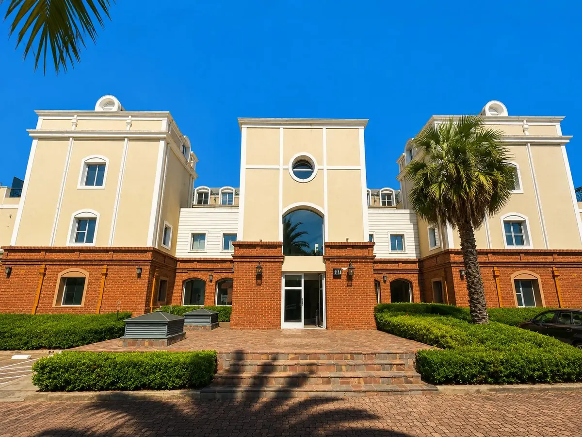 Duplex 2BR, terrace with grill