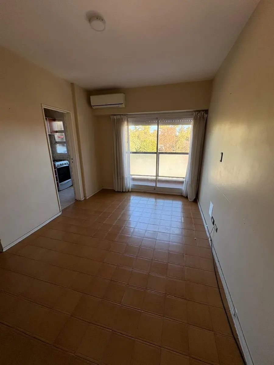 Alquiler 2 Ambientes Santos Lugares