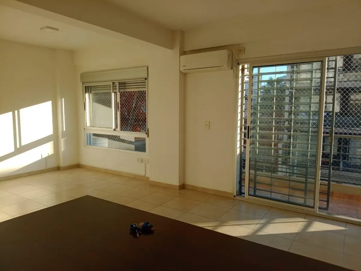 2nd floor, west-facing balcony, elevator