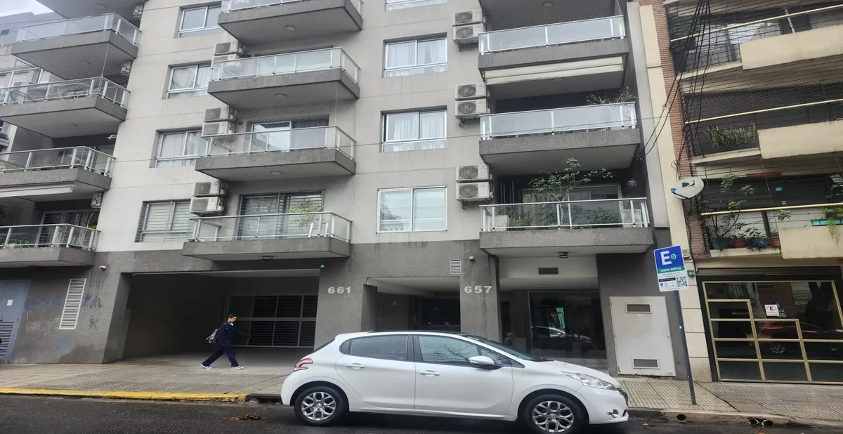 4° piso al frente con balcón