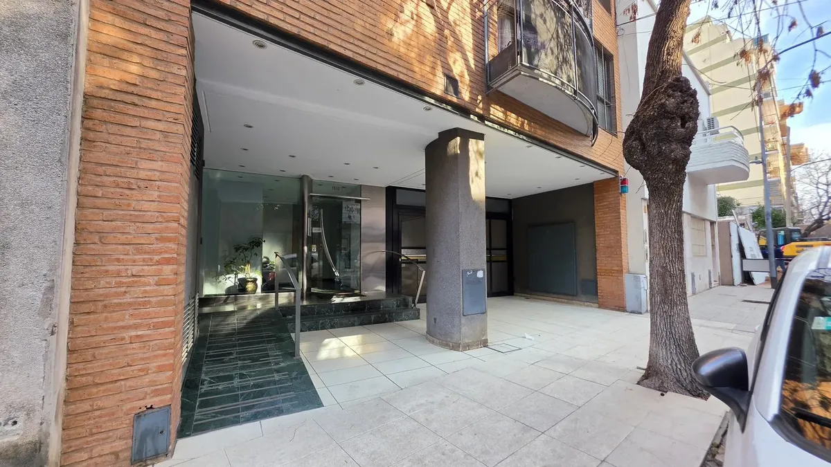 Ramon Falcon Al 1500 - Caballito - Departamento De 2 Amb Con Balcón - Excelente Estado - Alquiler