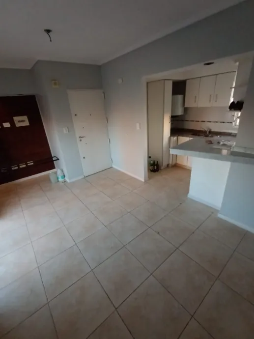 Departamento En Alquiler En Lanus Este