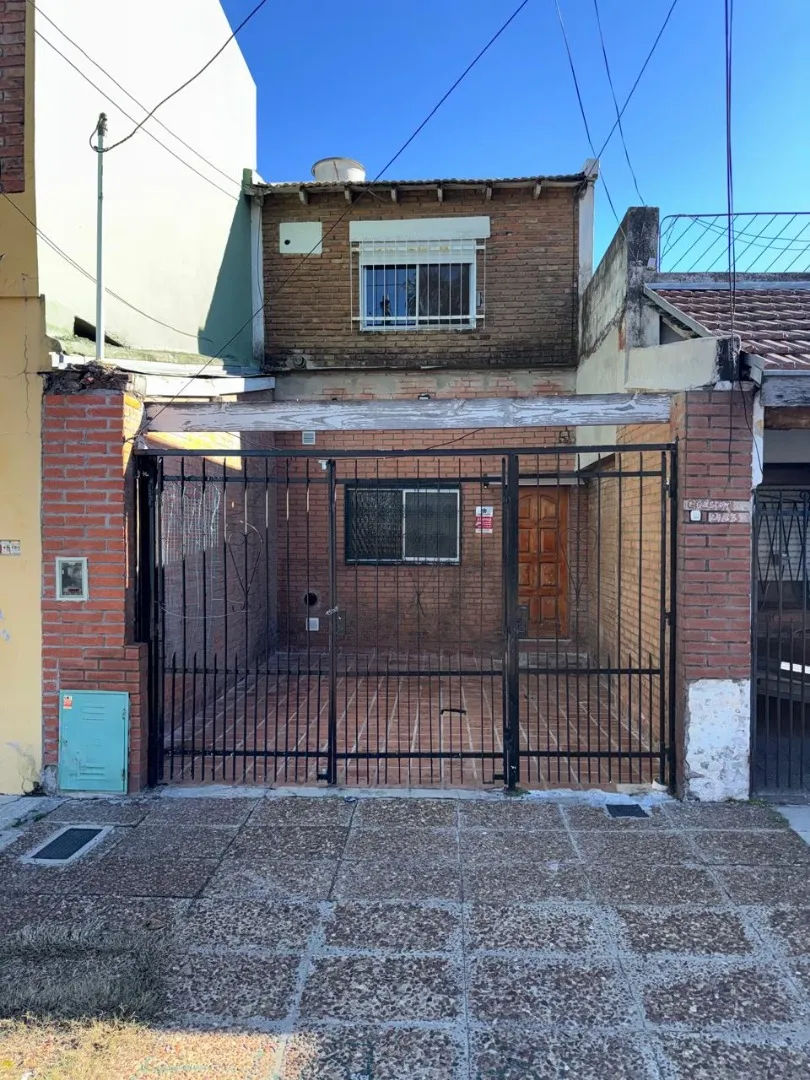 2BR house, patio and garage