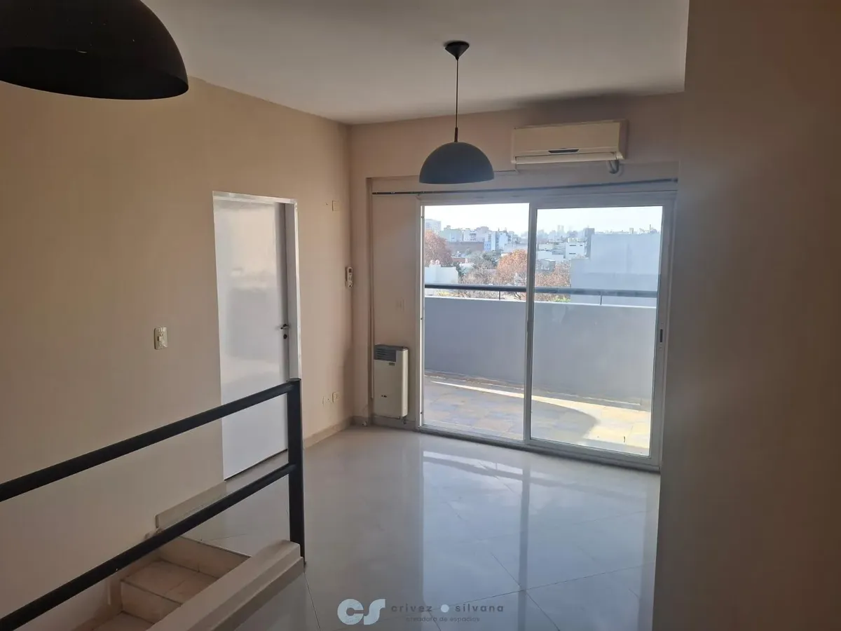Departamento Tipo Duplex En Alquiler Villa Sta. Rita
