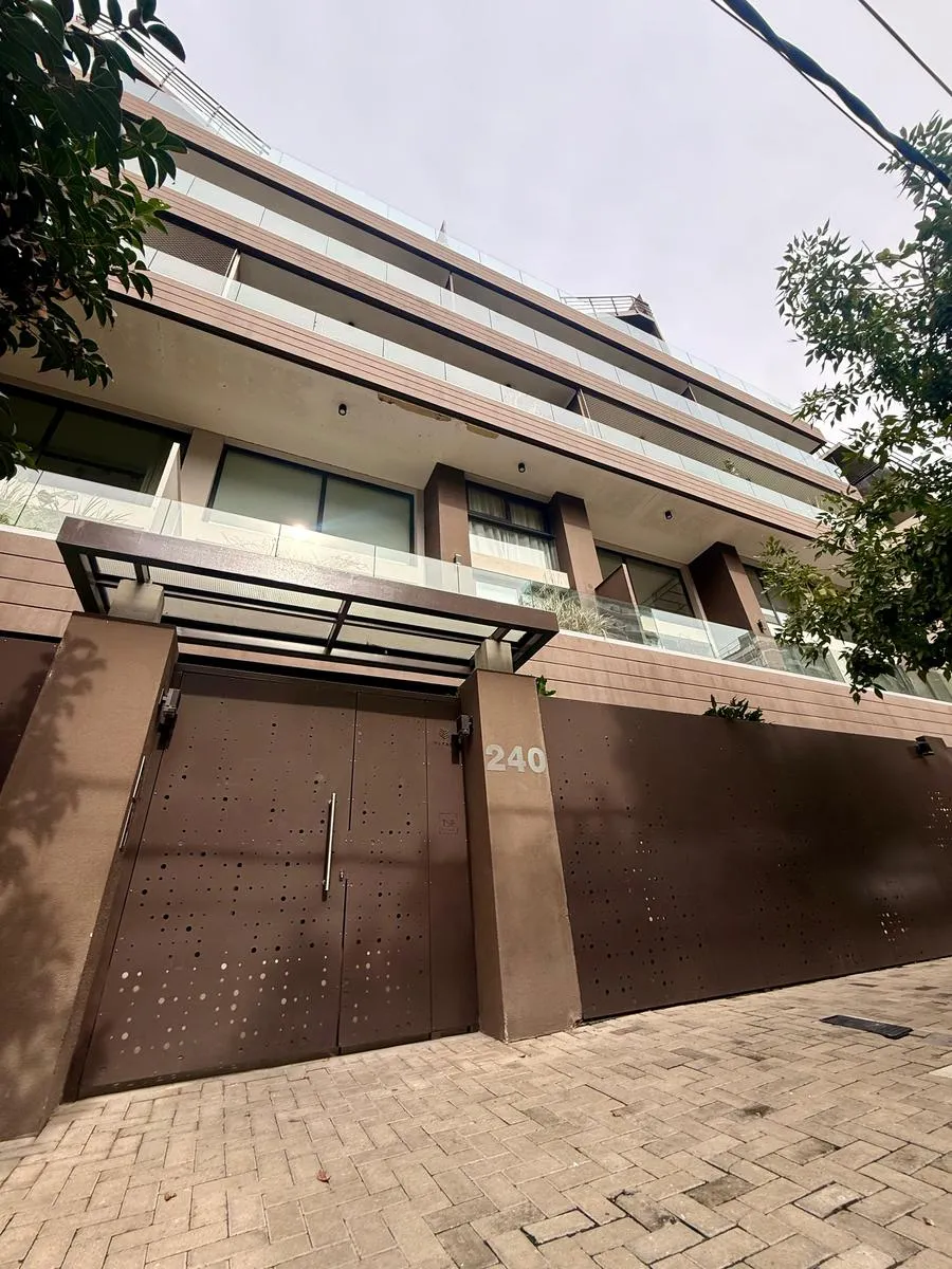 Alquiler 2 Ambientes Con Balcón Aterrazado Con Cochera En La Lucila