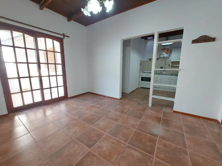 Departamento Tipo Casa En Alquiler En Lanus Oeste