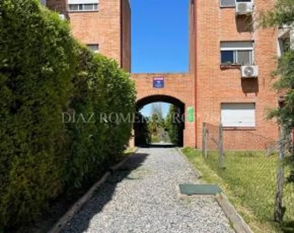Departamento En Lagunas De Sta Barbara - Alquiler $750.000