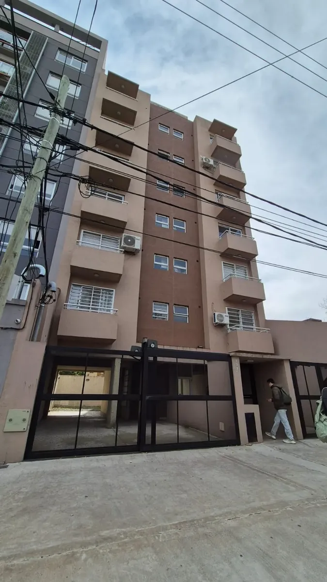Alquiler Departamento 2 Ambientes Moron Cochera