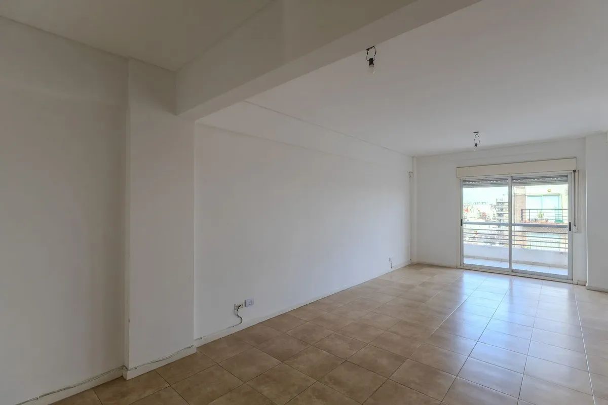 Alquiler Departamento 3 Amb + Cochera - Pueyrredon