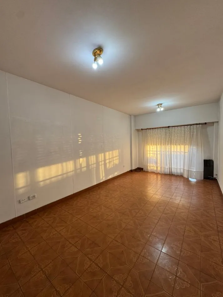 Departamento 3 Ambientes En Alquiler !