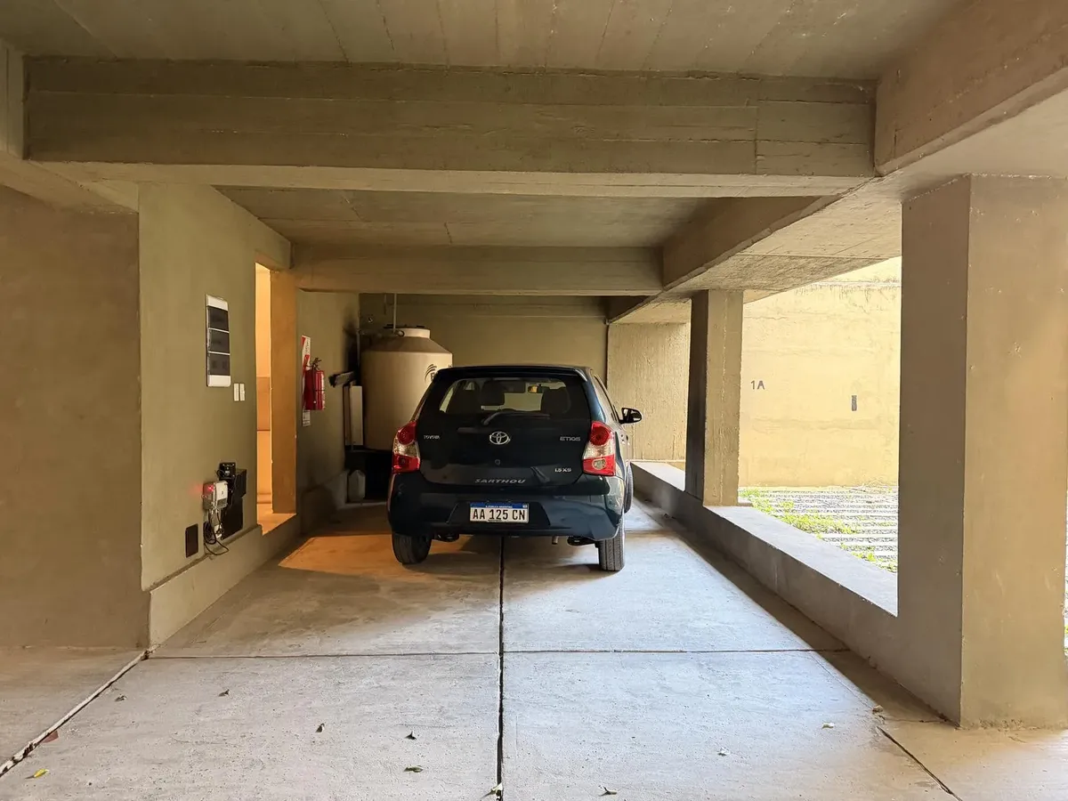 Departamento En Alquiler De 2 Ambientes Con Balcón En Victoria