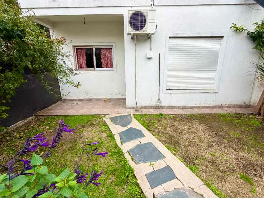 PH with garage and patio