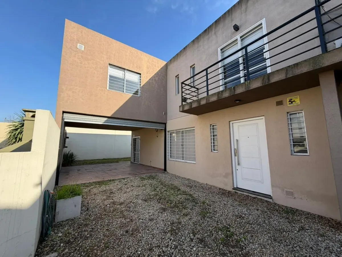 Internal PH with patio and 3 bedrooms