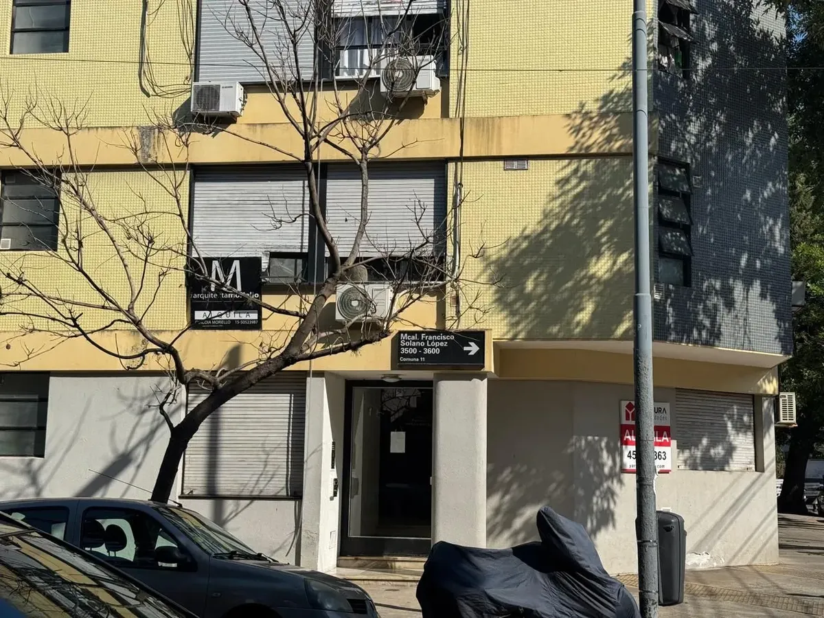Monoambiente En Planta Baja Al Frente Muy Luminoso En Pleno Devoto
