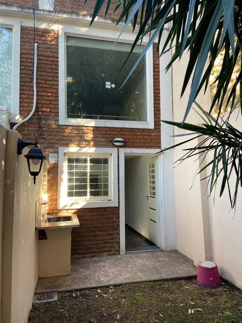 Duplex 2 ambientes con patio