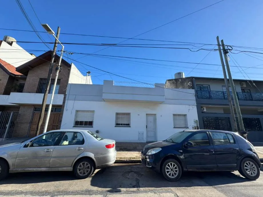 Departamento Tipo Casa En Alquiler En Wilde Centro