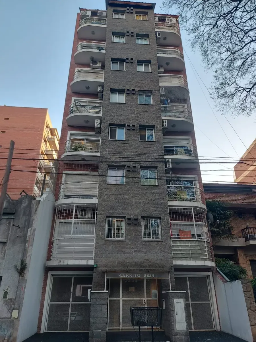 Departamento 2 ambientes con balcón