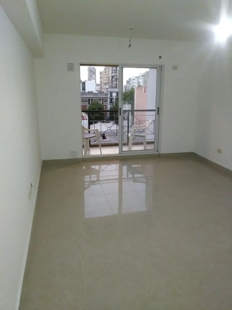 Studio 7th floor with balcony