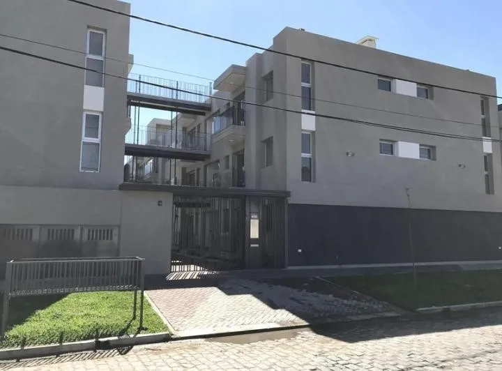 2-room unit with balcony and parking