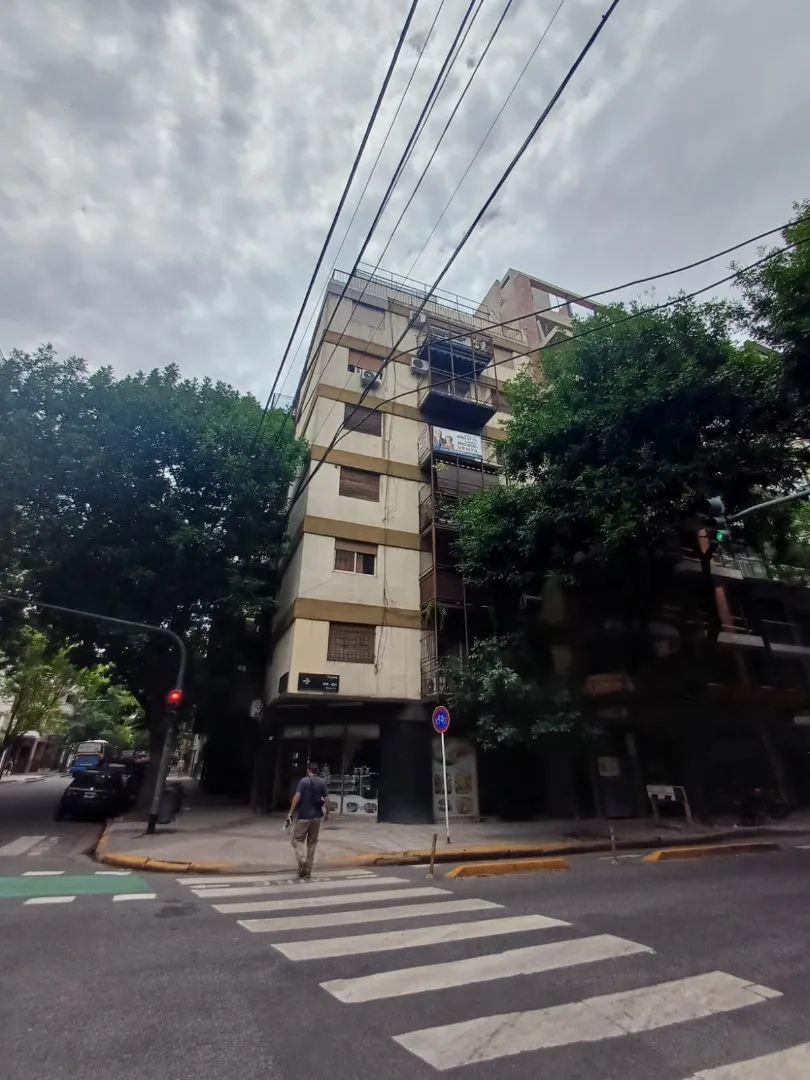 4to piso al frente con balcón