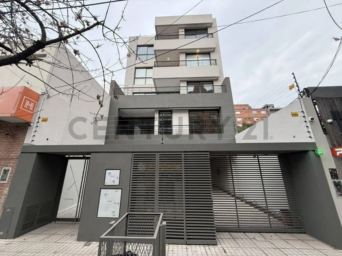 Monoambiente 32,2 m² con DVH