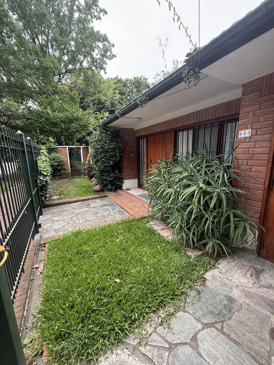 House with garden and pool