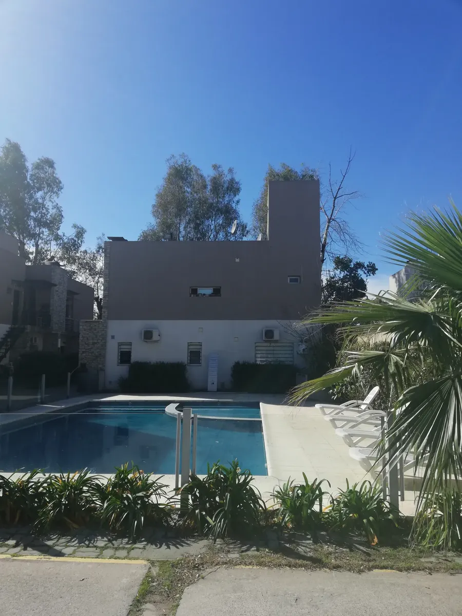 2 ambientes, 40 m², A/A y cochera