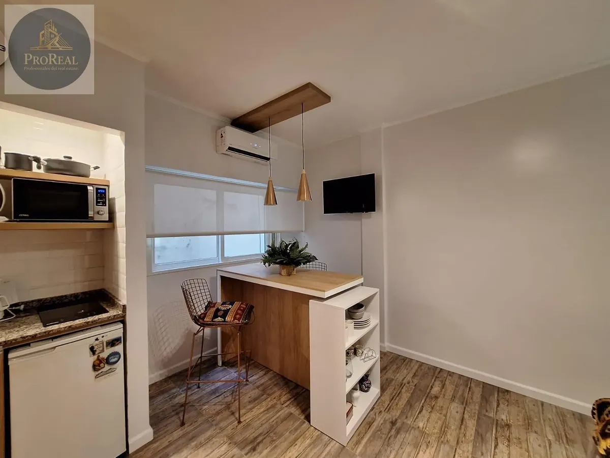 Furnished studio, equipped kitchen