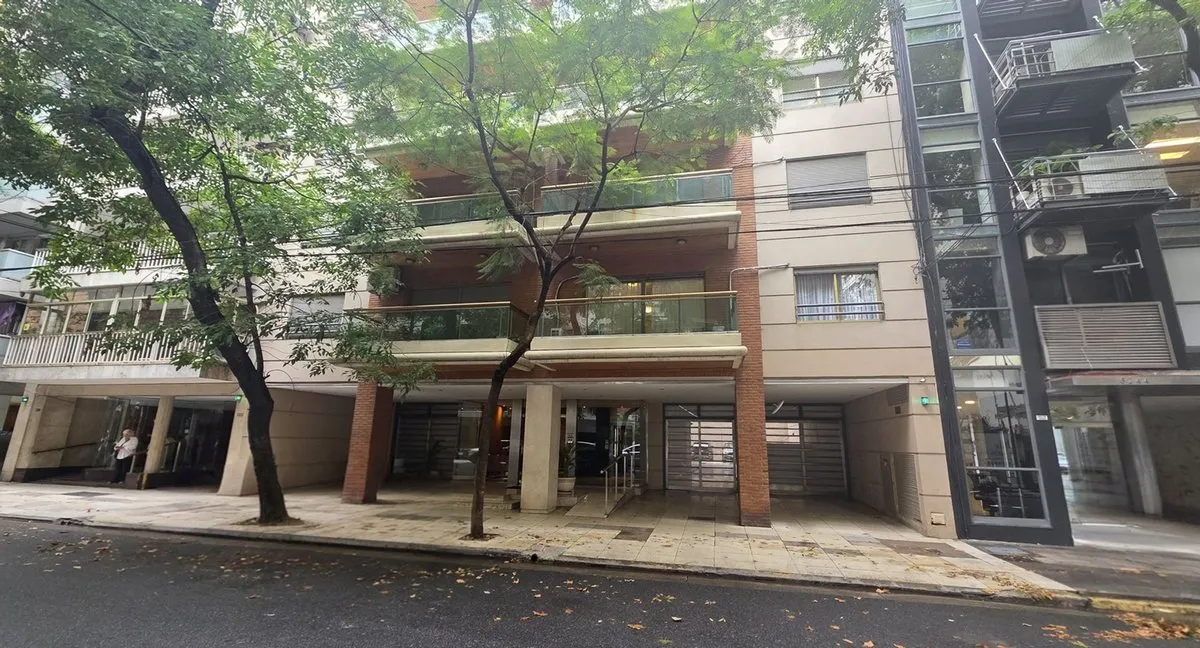 4to piso con balcón