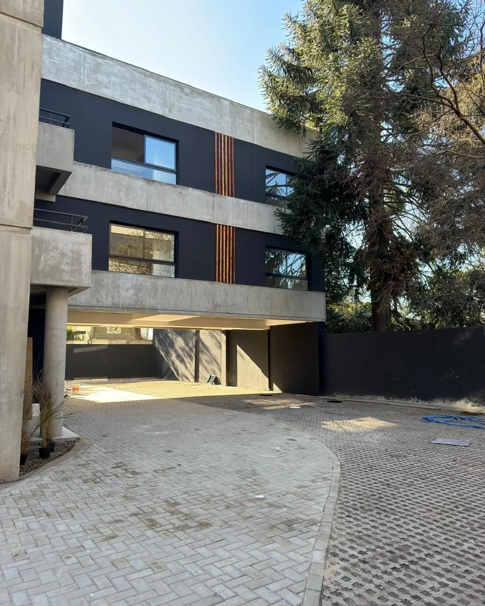 Departamento De 3 Ambientes- Ituzaingó Norte