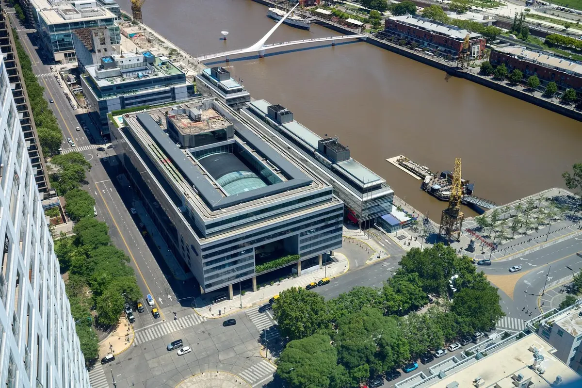 Alquiler 2 Ambientes Amoblado Con Cochera En Torres Del Yacht Puerto Madero Piso Alto Vista Al Rio