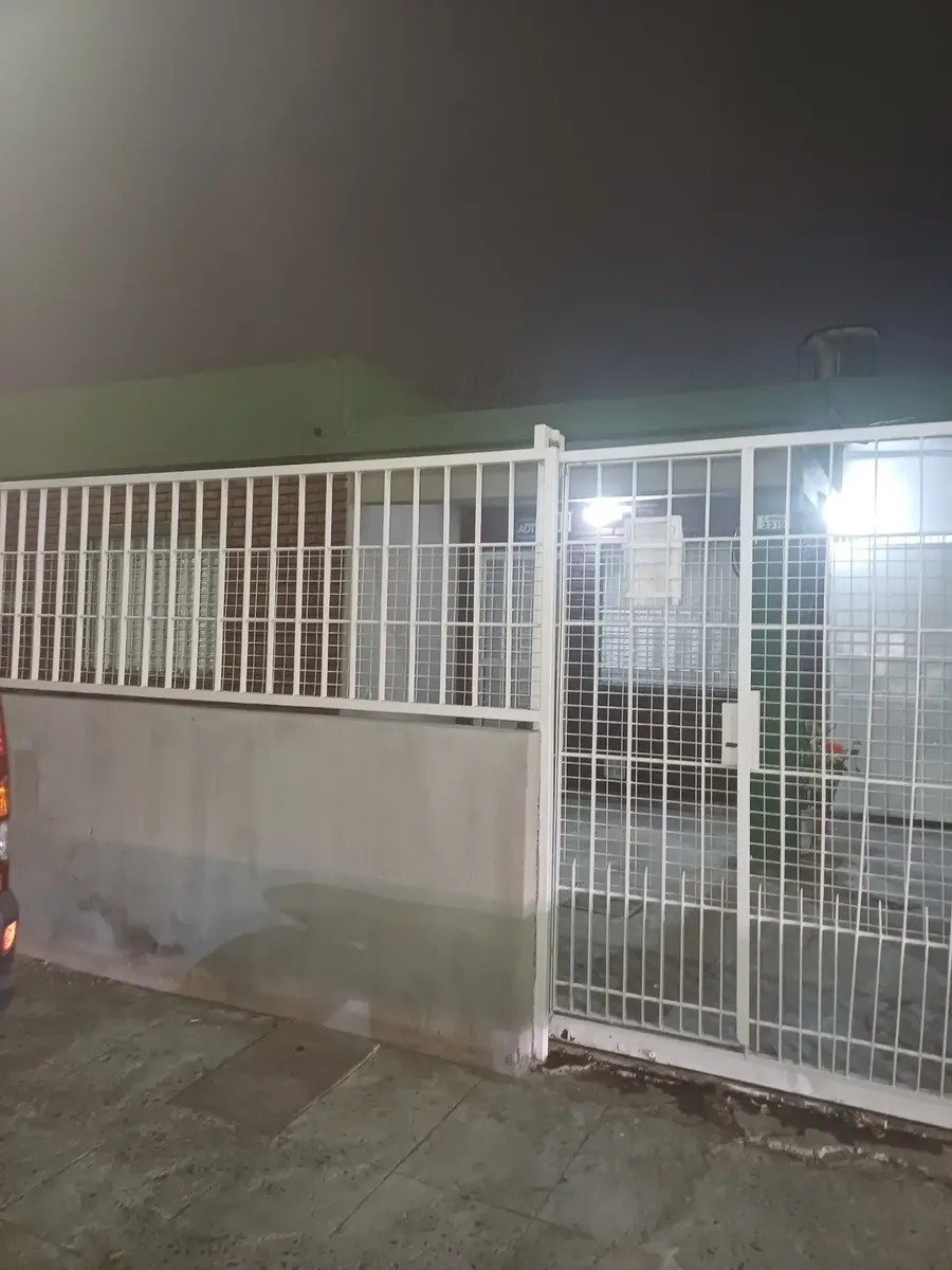 Ph Al Frente. Pueden Entrar Hasta 2motos, No Tiene Garaje. Mascotas, Solo Gatos