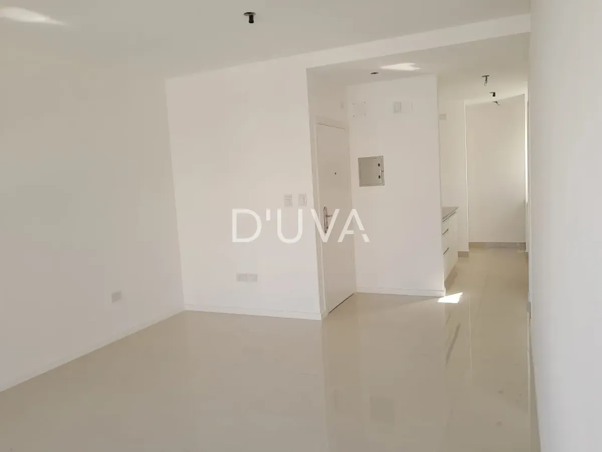 1-bedroom apartment, separate kitchen