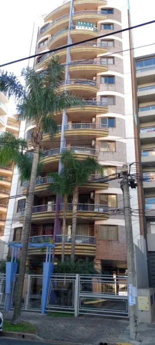 7º piso contrafrente con balcón