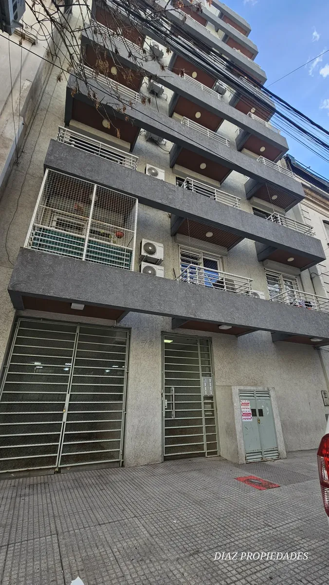 Departamento De 1 Ambiente En Alquiler En Flores Apto Uso Profesional O Vivienda