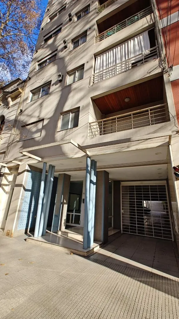 Depto. - Alquiler - 2 Amb - Chacarita - Balcon - Lavadero