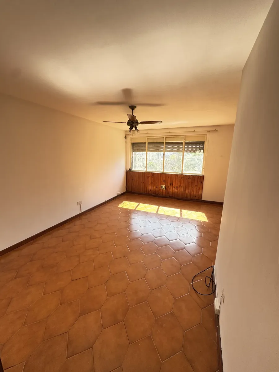 Departamento. Alquiler. 3 Ambientes. Parque Avellaneda. Mucho Verde. Super Luminoso