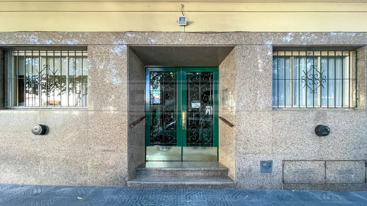 Imóvel: 2 quartos, Olivos
