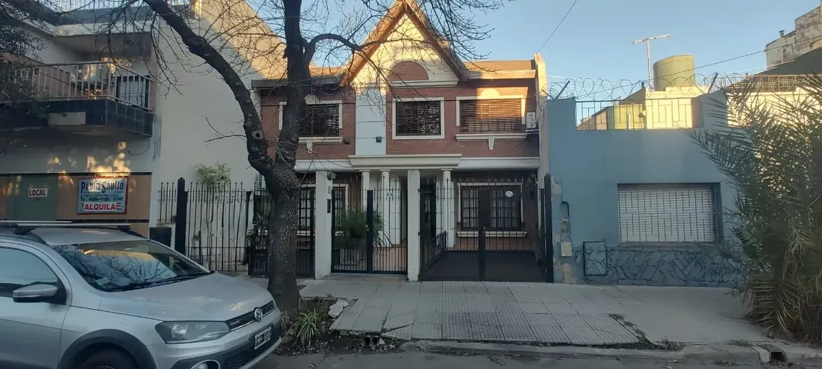 Alquiler Ph 3 Ambientes En Dúplex Con Patio Y Parrilla | Barrio Naón Mataderos