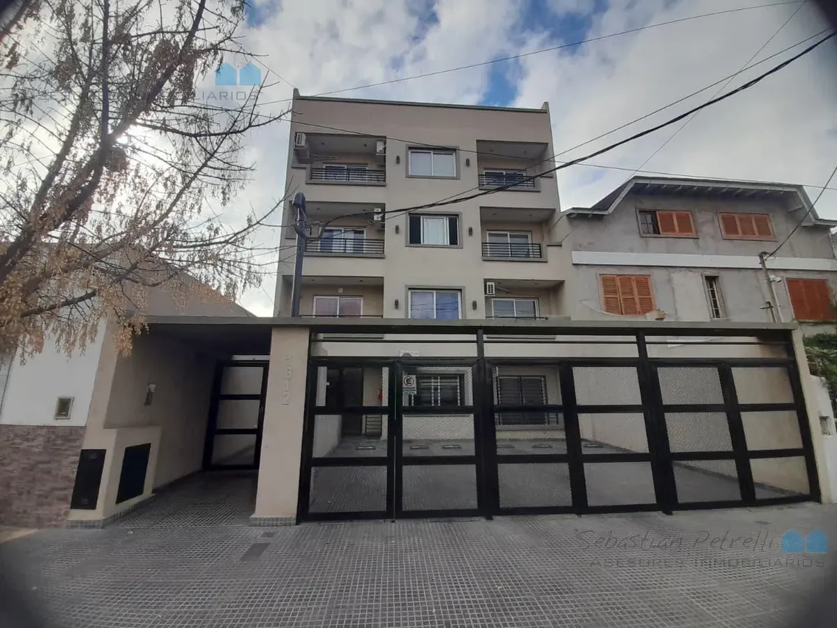 Житло: 2 спальні, La Matanza