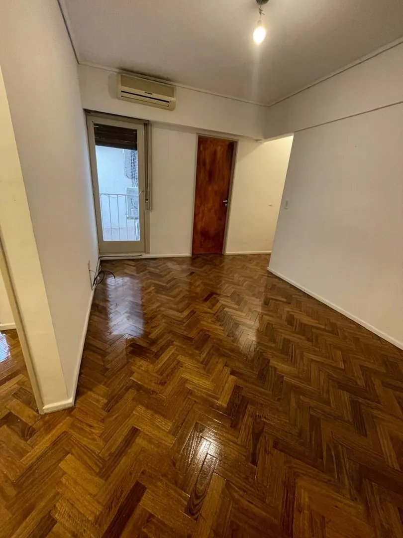 Departamento En Alquiler Ubicado En Parque Chacabuco, Capital Federal, Buenos Aires