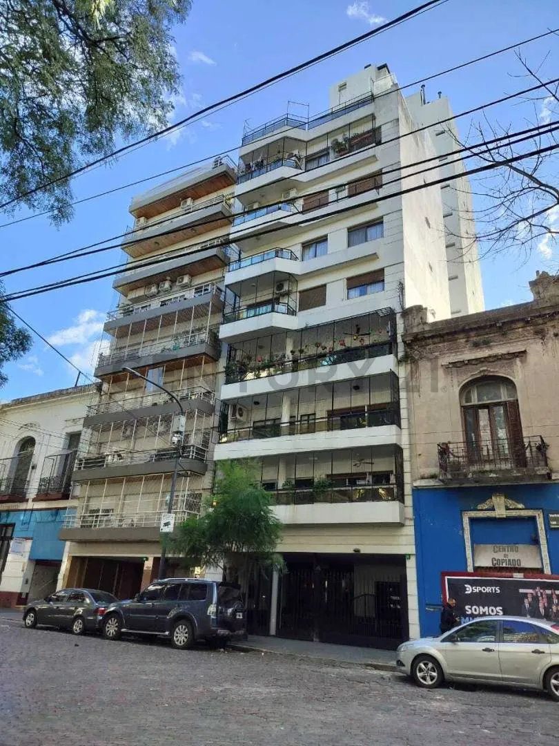 3 ambientes con balcón y vista