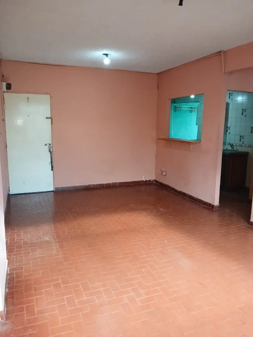 Departamento De 4 Ambientes  Barrio Santa Teresita