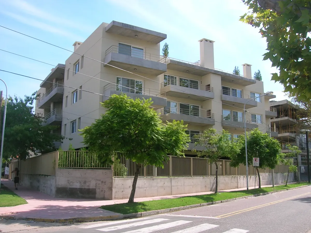 Alquiler Tigre Departamnto 2 Ambientes Paseo Victorica Con Pileta Y Cochera