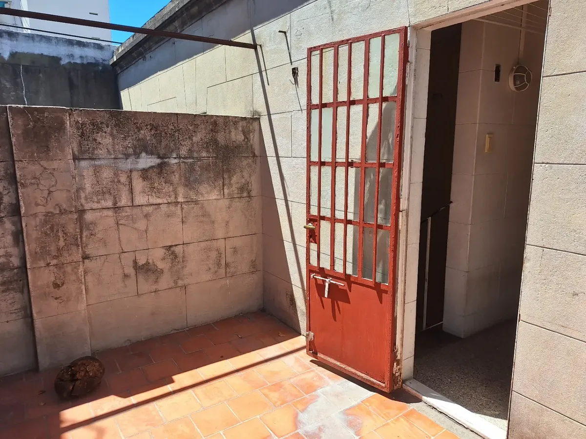 Casa 4 ambientes con terraza