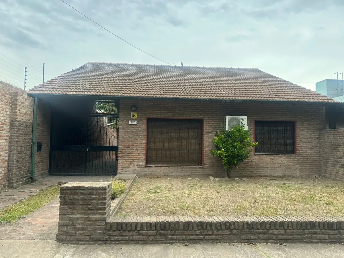 Chalet 3amb ( Parque Johnston)