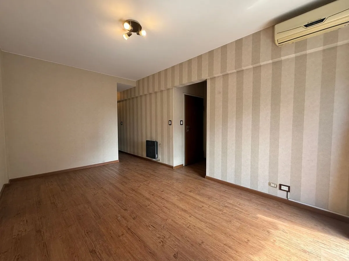 3-room apartment with balcony