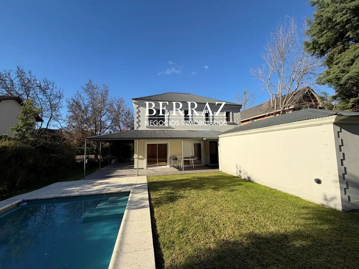Casa Alquiler 4 Dormitorios Barrio La Delfina Lote De 780 M2 Pilar