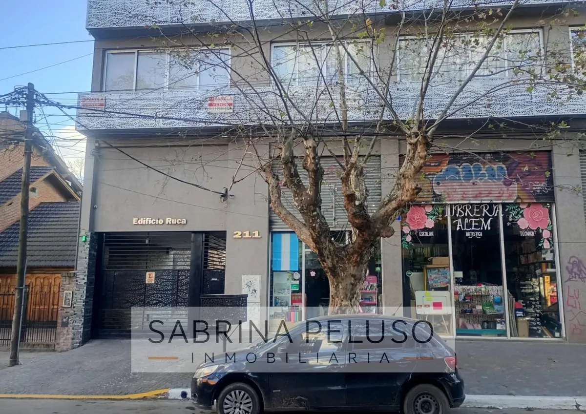 Alquiler Departamento 2 Amb. Con Cochera -moreno Sur