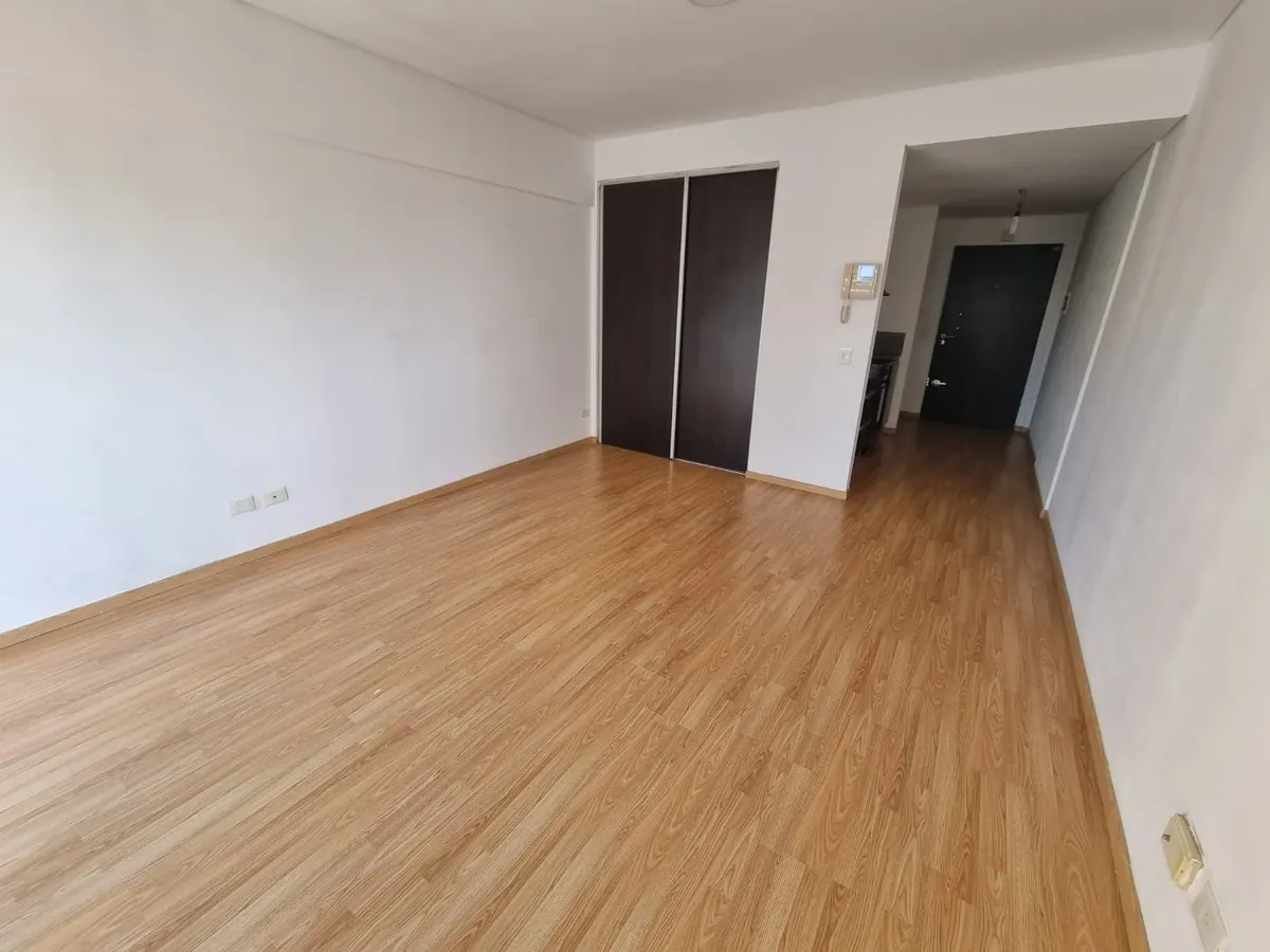 Alquiler Monoambiente Moderno Nazca 3300 En Villa Del Parque | Baño Completo | $580.000disponible A Partir Del 1 De Julio